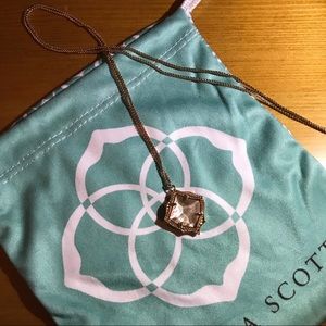 Rose gold Kendra Scott necklace
